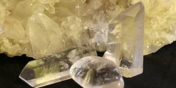 Die Bedeutung von 7 Chakra Steinen: Ein Leitfaden zur Energieheilung